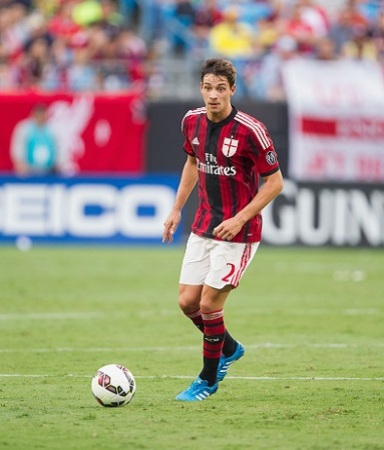  国际米兰轻取莱切，小因扎吉轮换收奇效