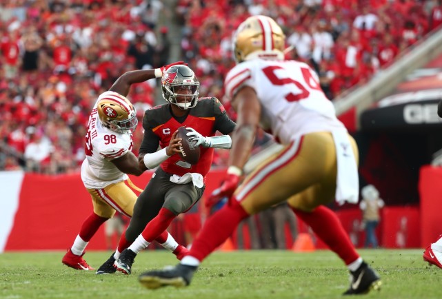  尼姆客场防守顽强战平第戎延续不败纪录