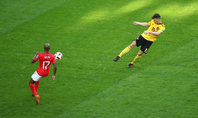  布伦特福德高空轰炸，头球接力攻破密集防线